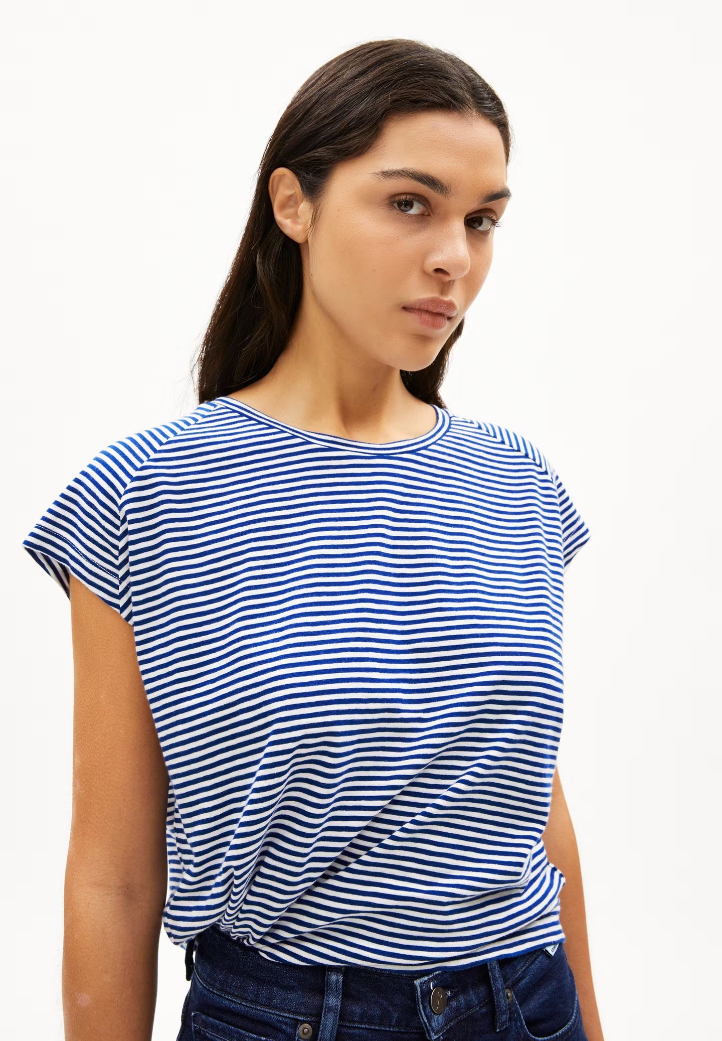 t-shirt oneliaa lovely stripes oatmilk-lapis blue