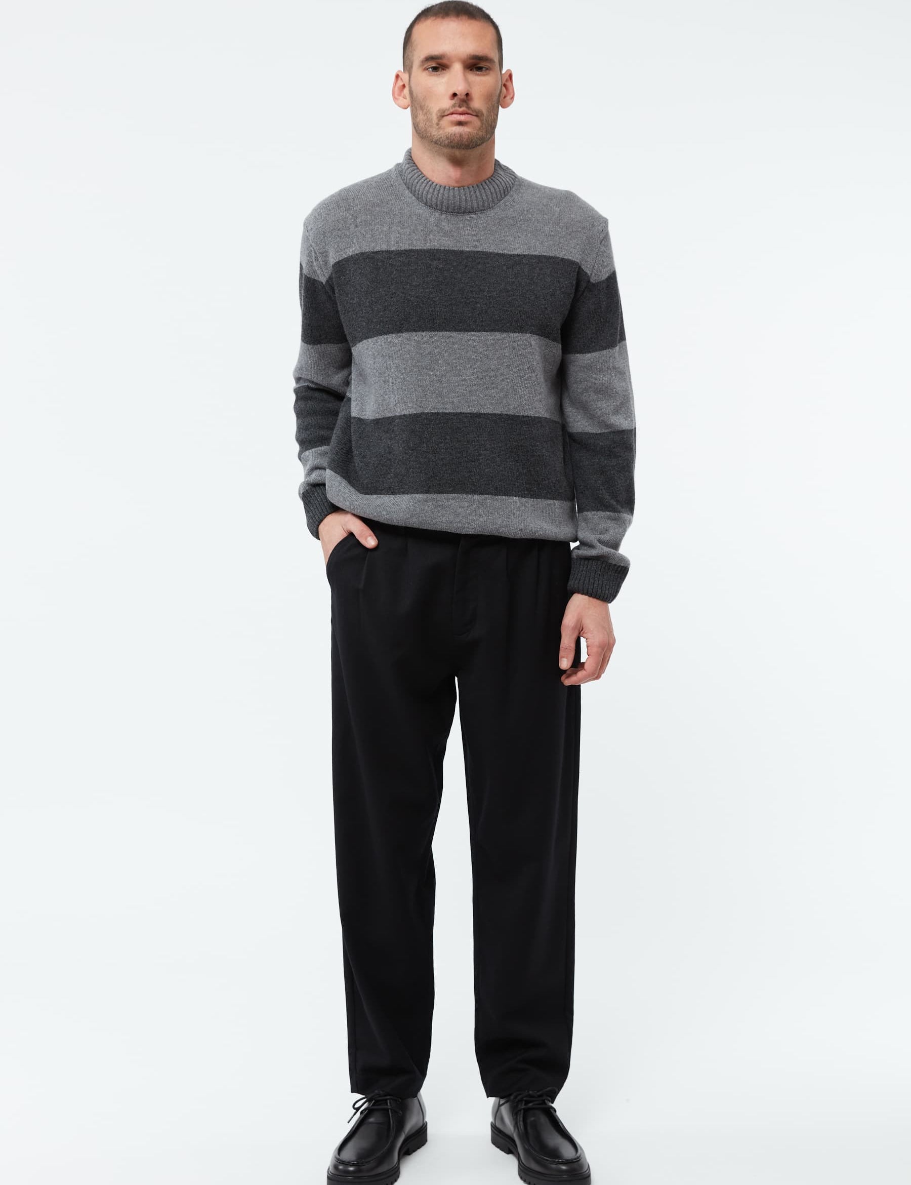 GB1903-Black-Extra1.jpg
