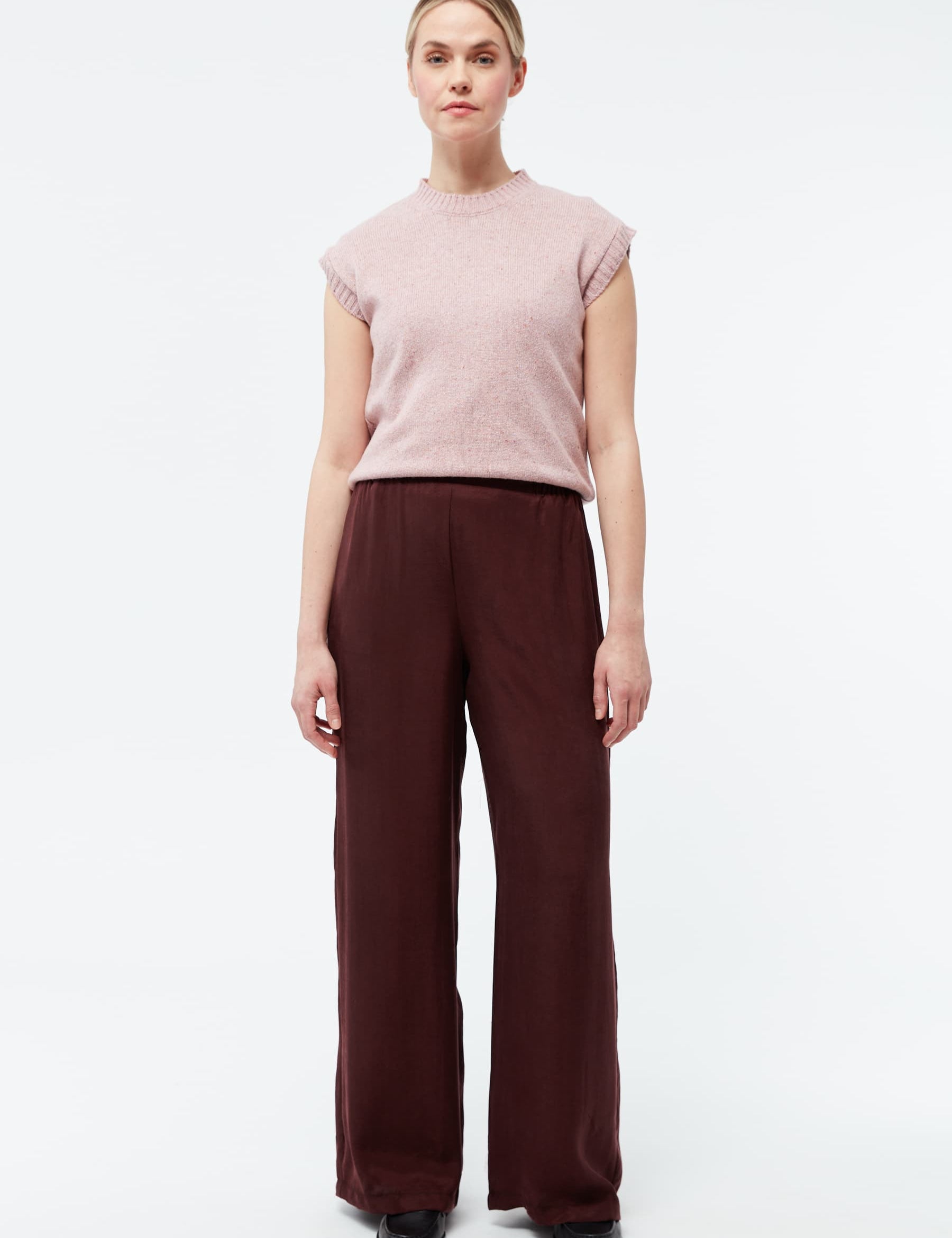 GB1980-WineRed_Tencel_-Extra1.jpg