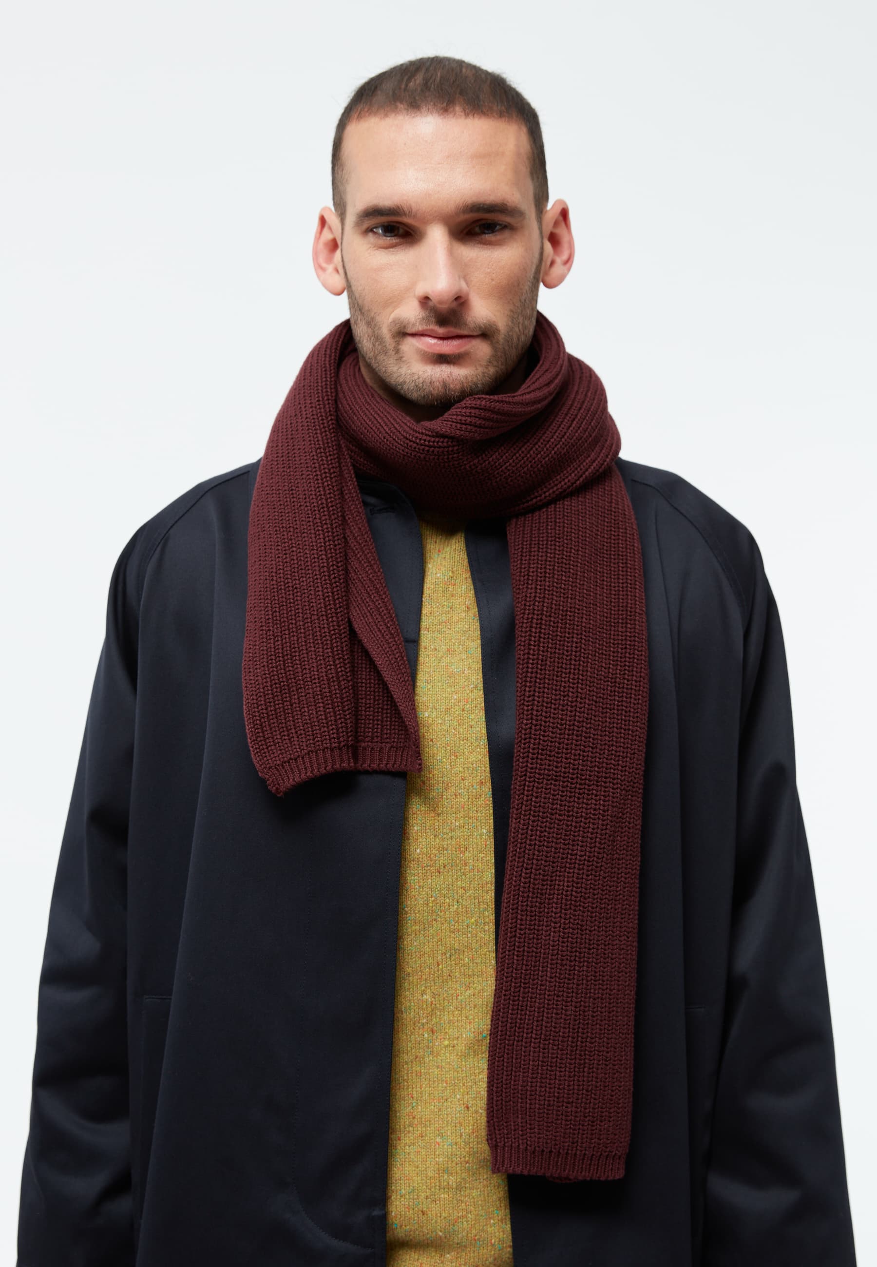 schal gbjake wine red