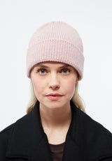 beanie gblars light pink
