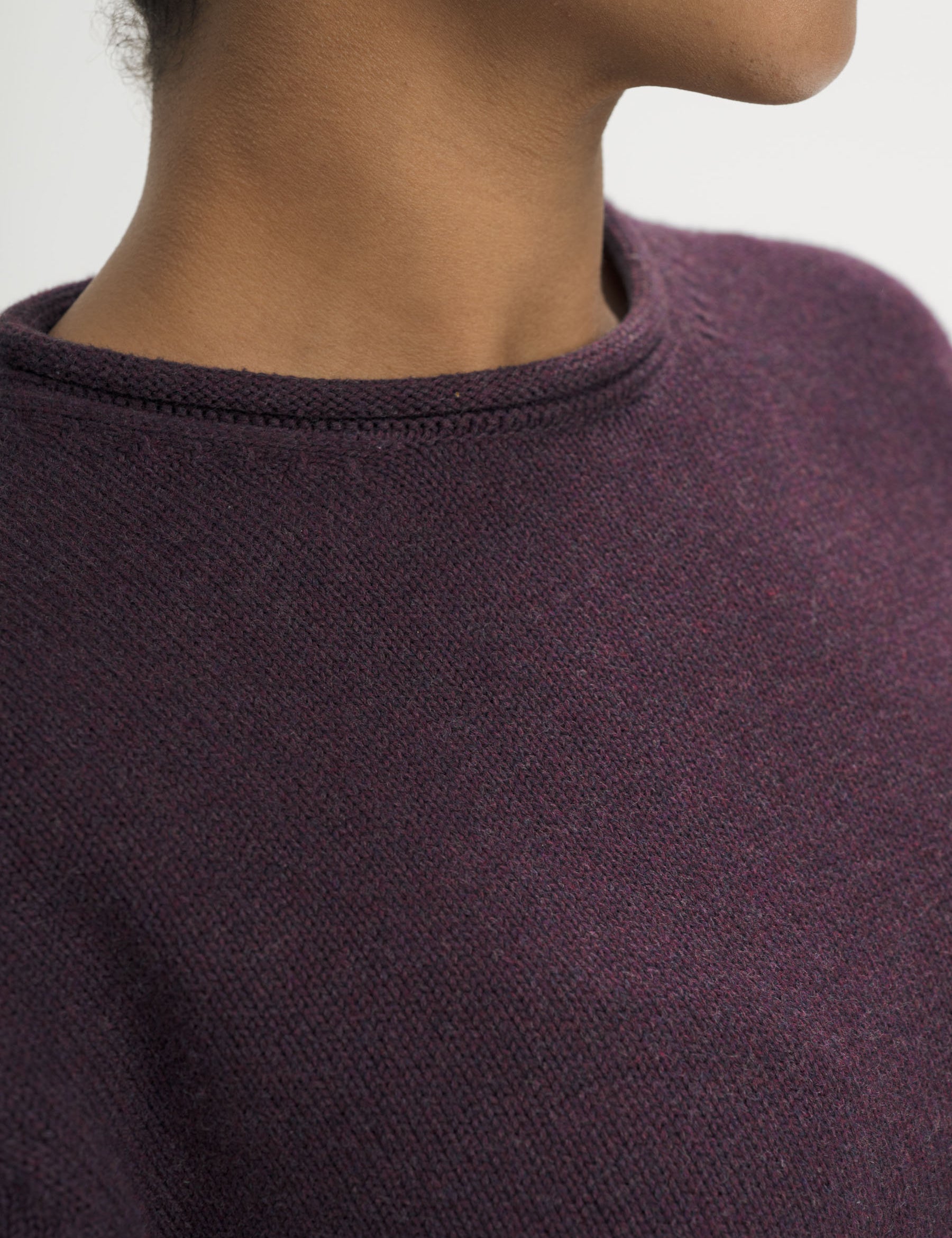 Geetha_roll-hem-knit-jumper_elderberry-blend_04.jpg