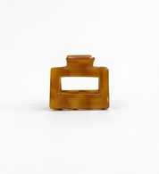 spange square medium caramel