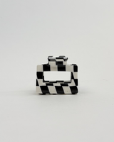 spange square medium check black white