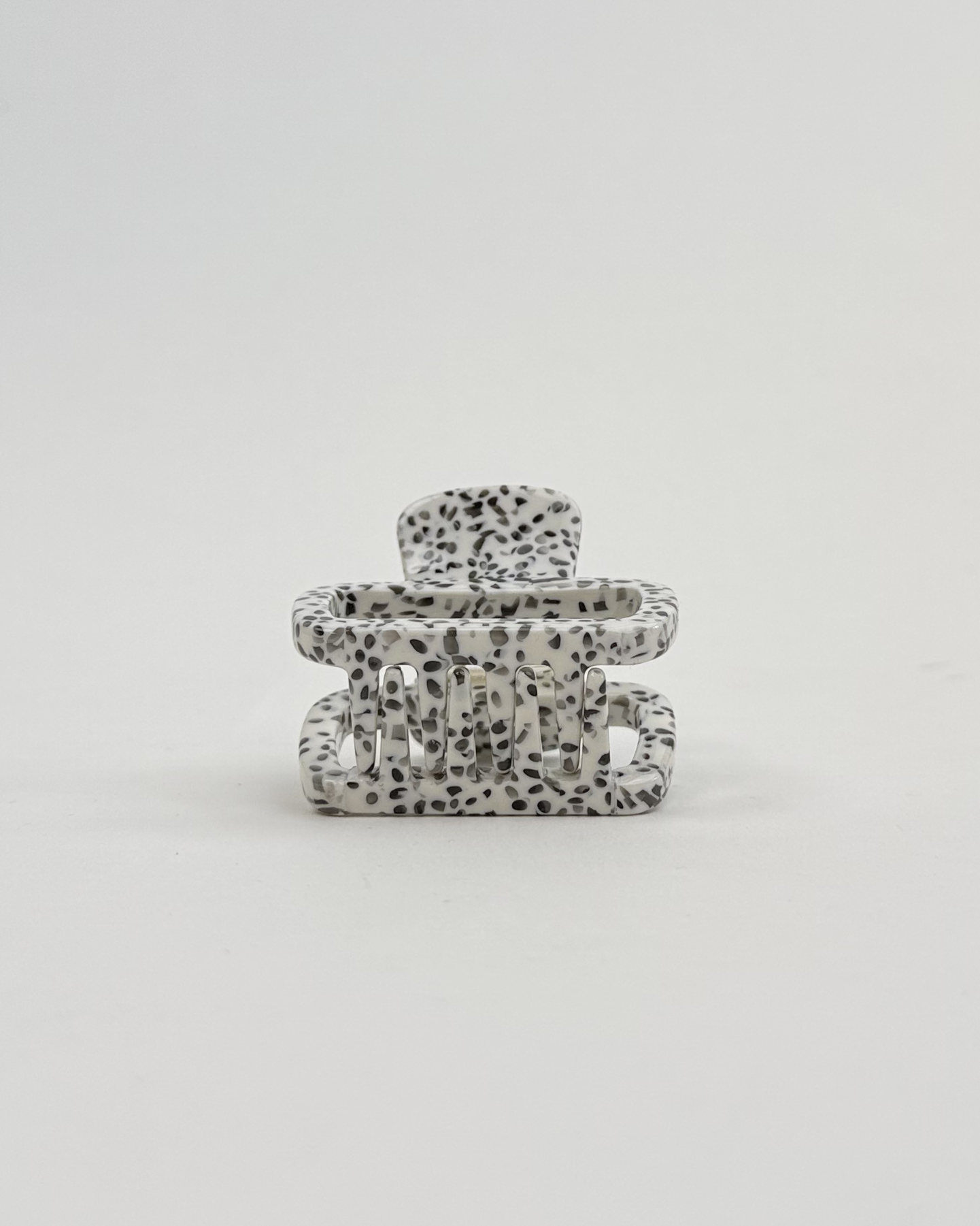 spange slim square medium dots white black