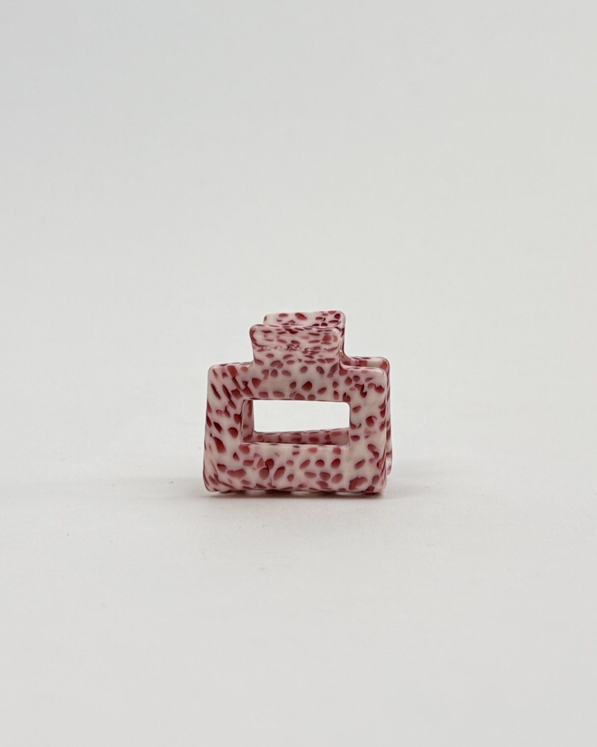 spange square small dots red