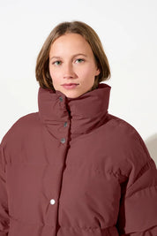 gesteppte jacke aus eco daune mit stehkragen burgundy (JA192CN08)