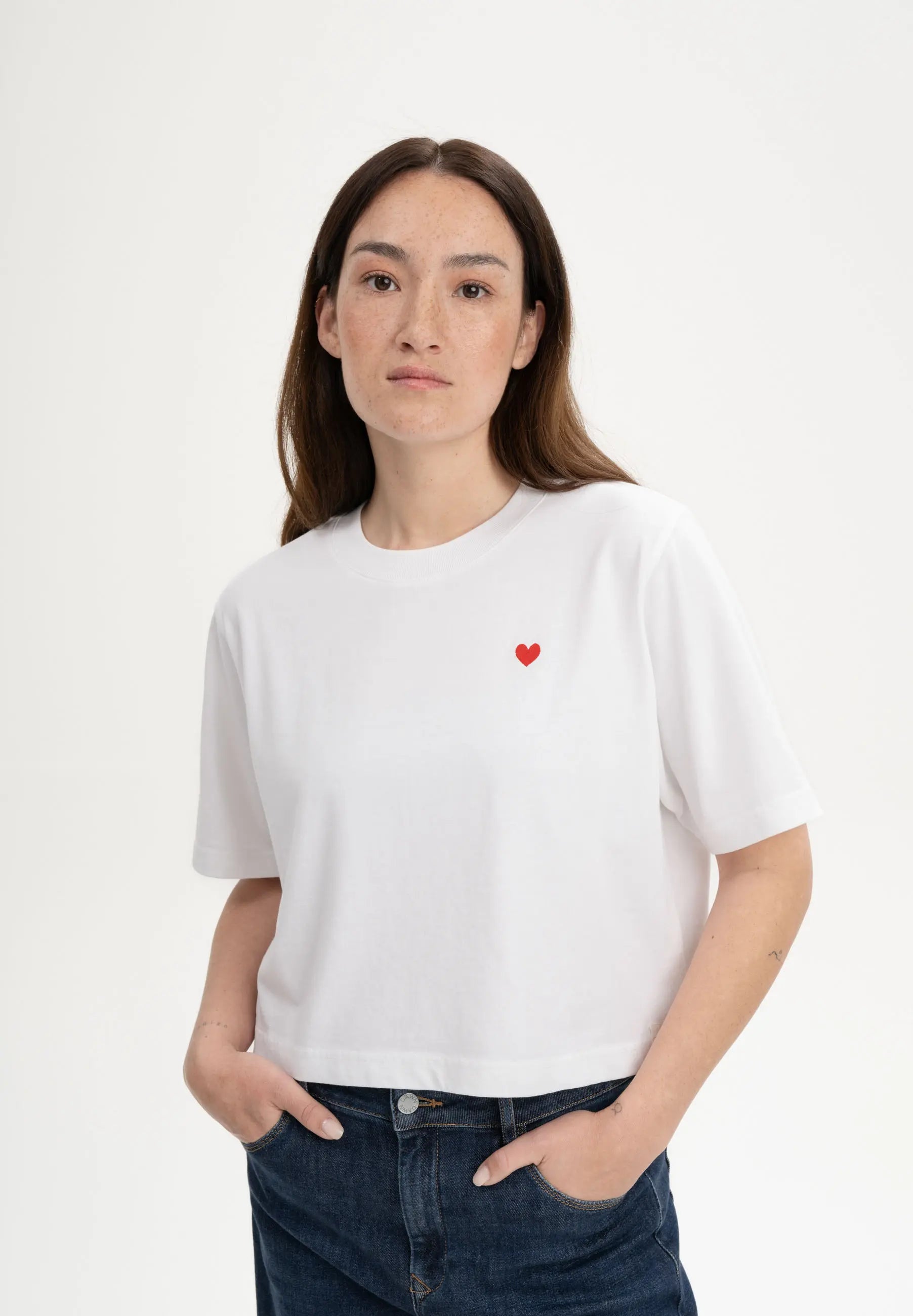 cropped t-shirt heavy joshna embroidery weiß / herz
