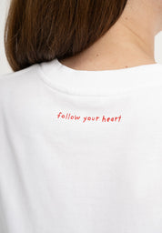 cropped t-shirt heavy joshna embroidery weiß / herz