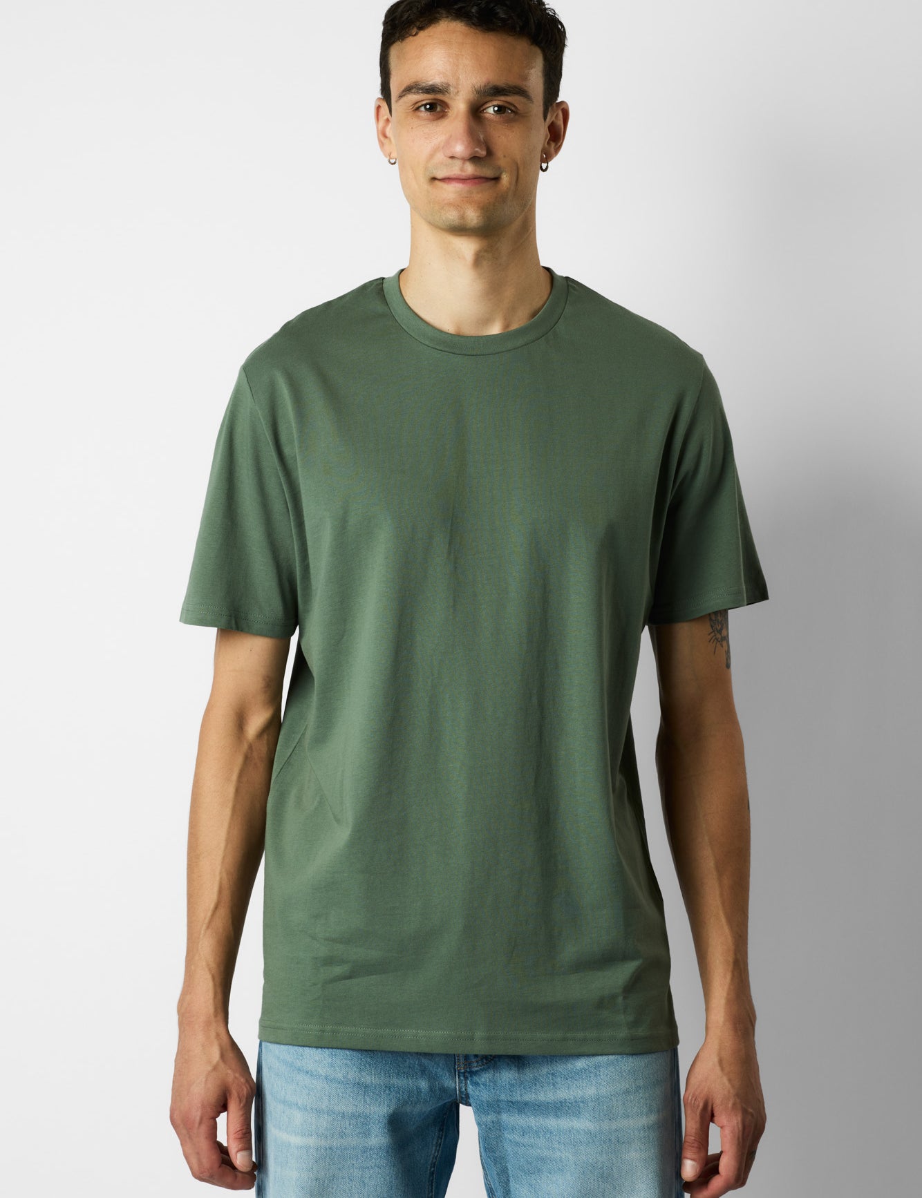 classic organic tee