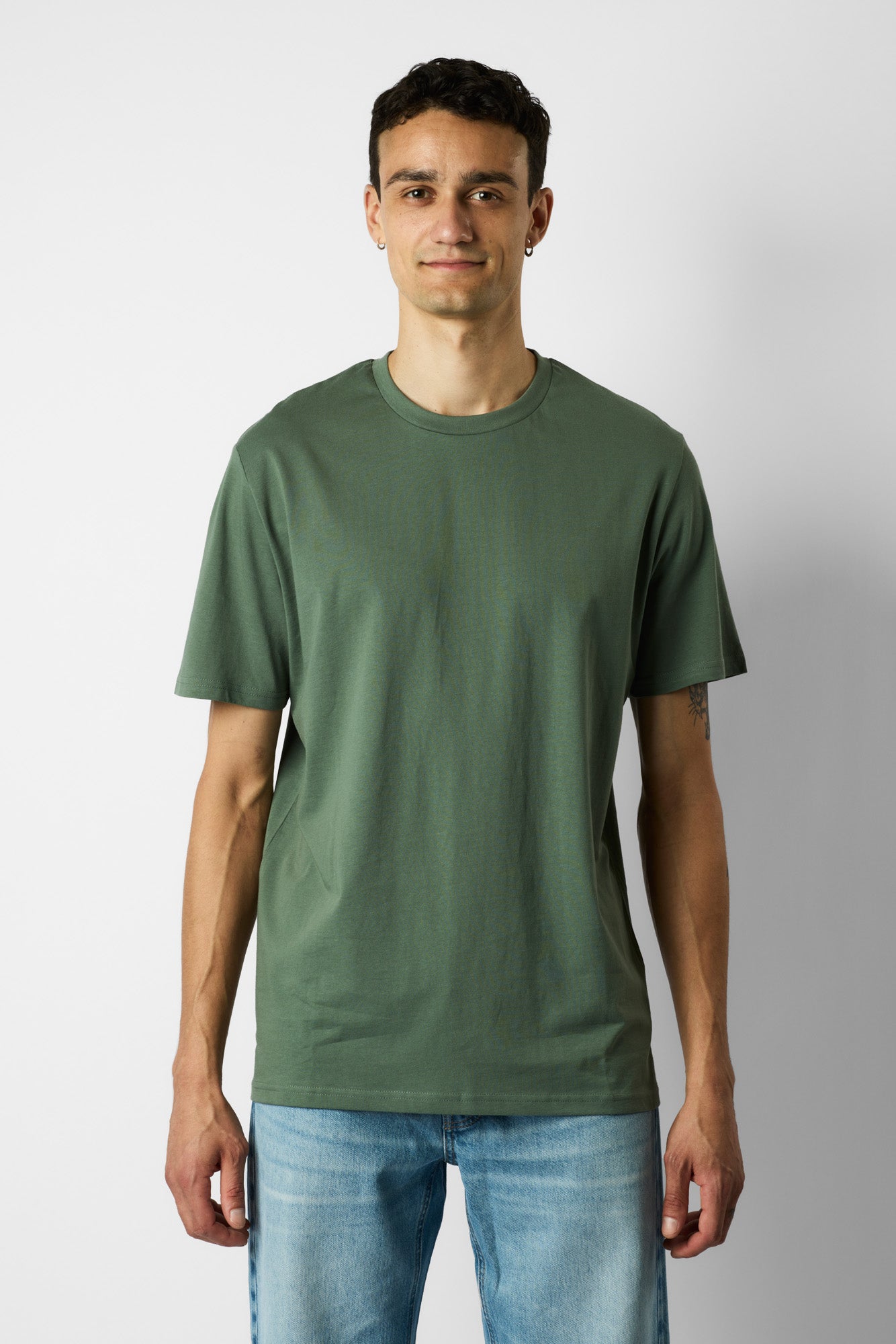 classic organic tee