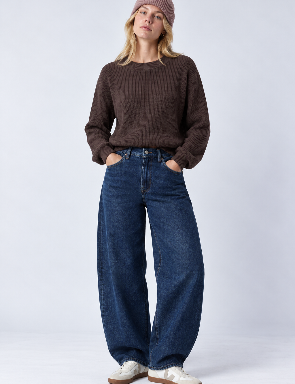 MinimalistischesStudio-OutfitmitBeanie_dd7f1d5c-f153-44f9-8137-78a20e6f5545.png