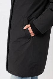 lange jacke mit kapuze und eco daune black (PA092CN08)