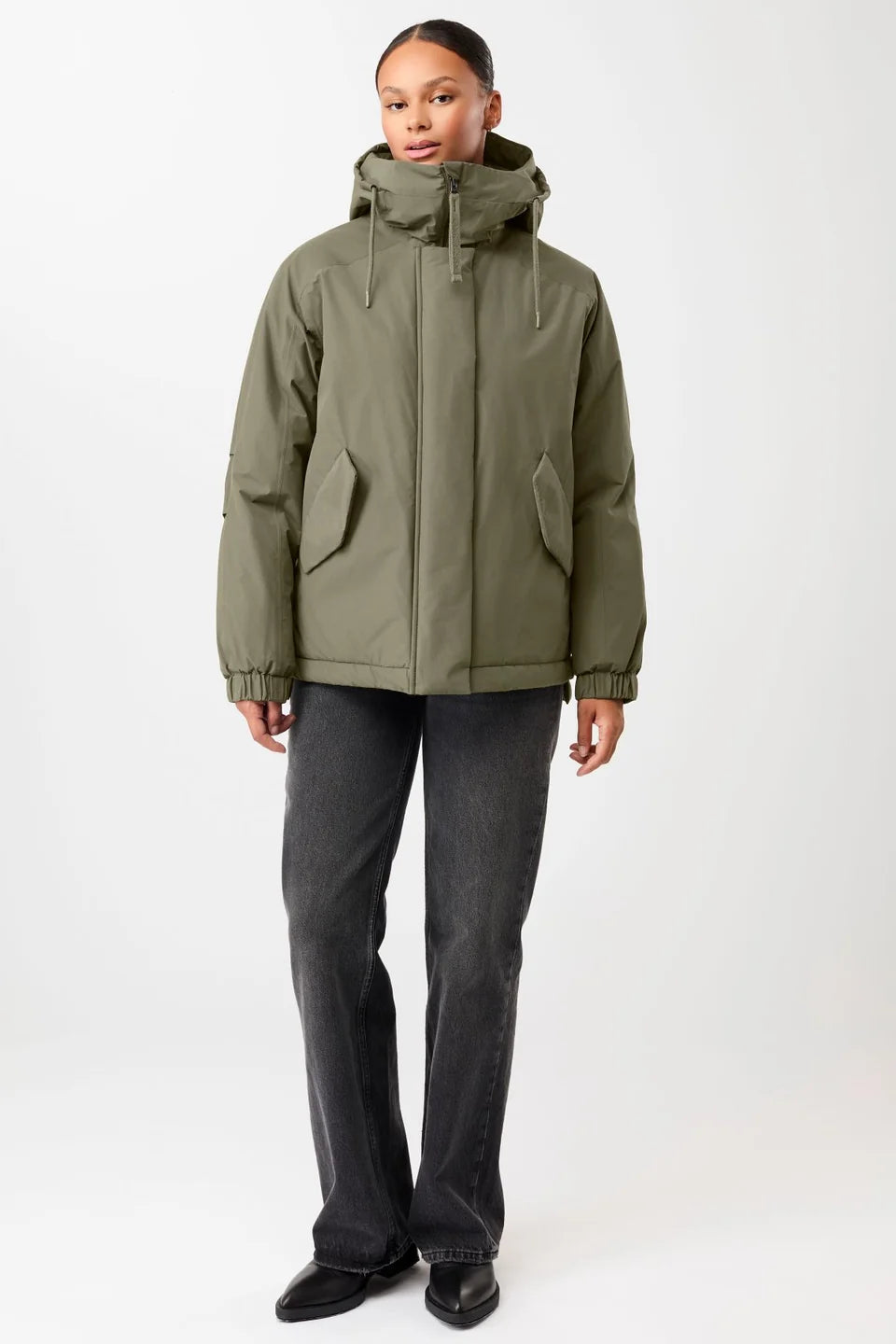wattierter kurzparka in lockerem volumen sencha (PA156CN08)