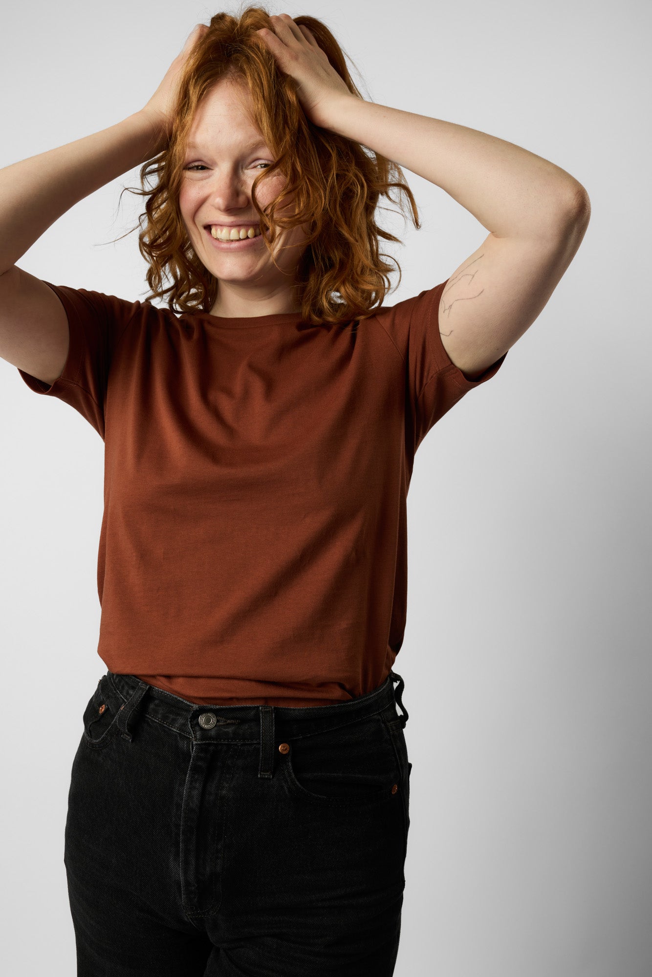 fitted organic women's tee