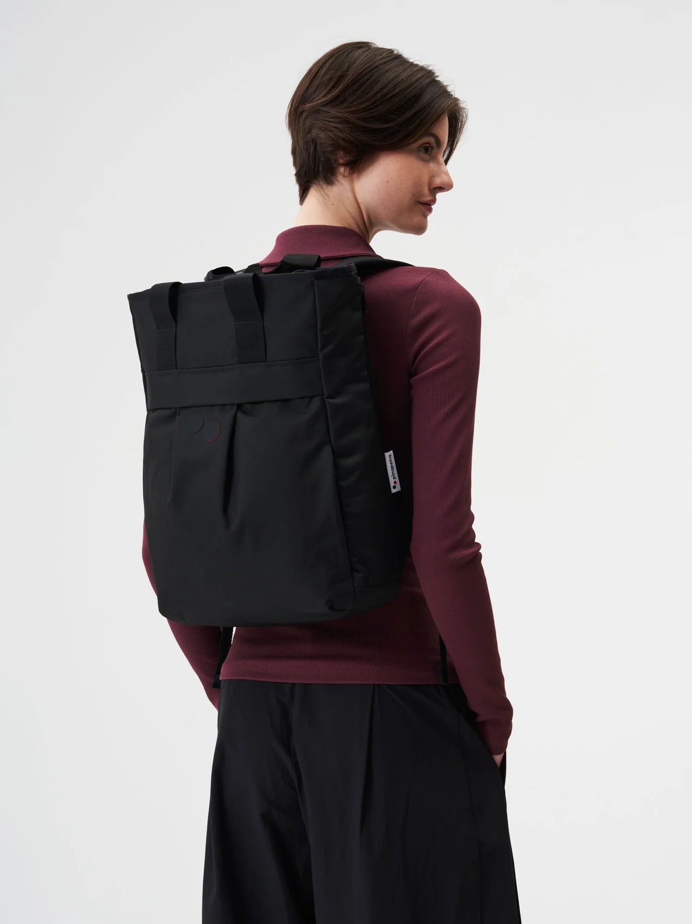 rucksack komo rooted black