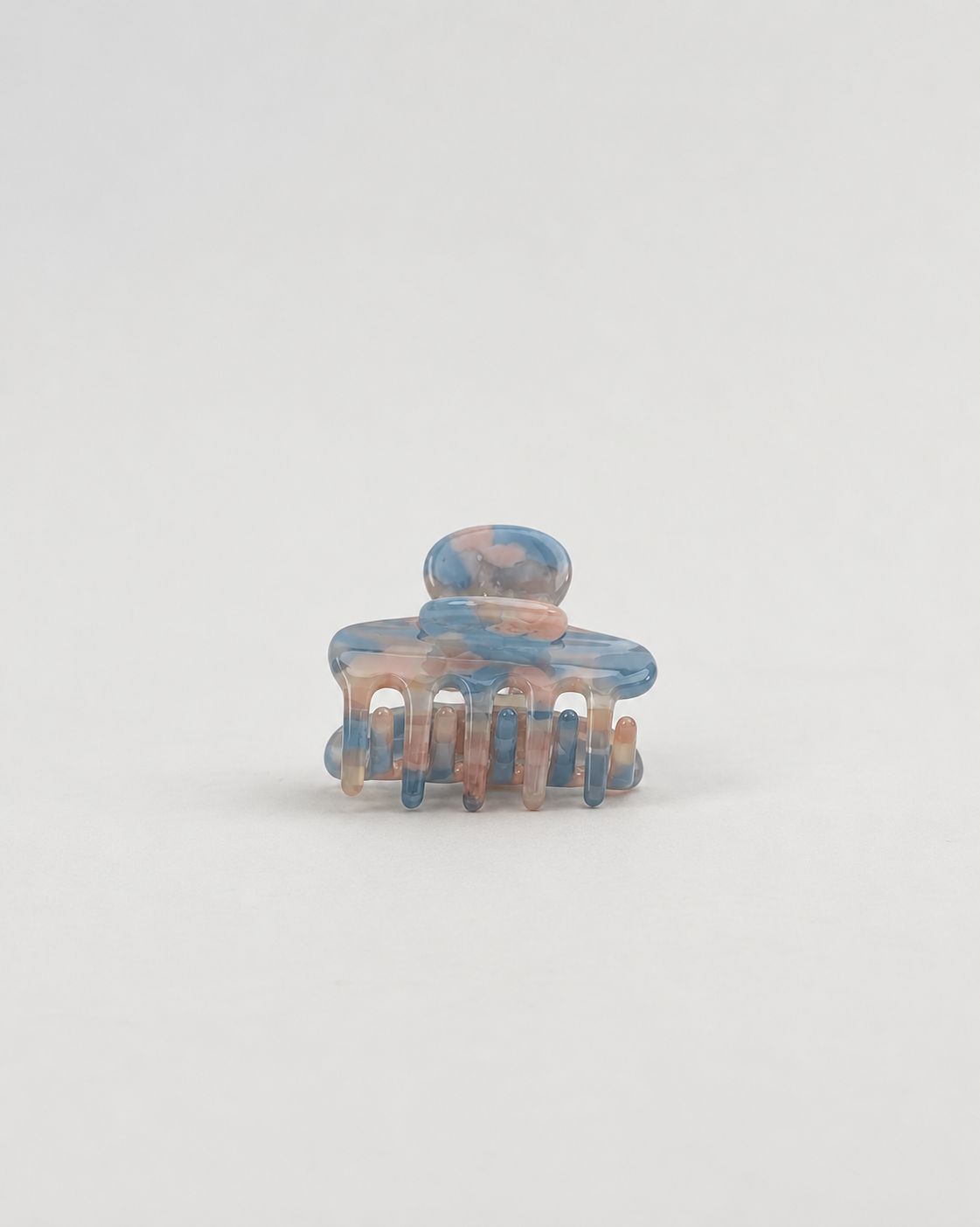 PastellmarmorierteHaarspangeimStudio-2.png