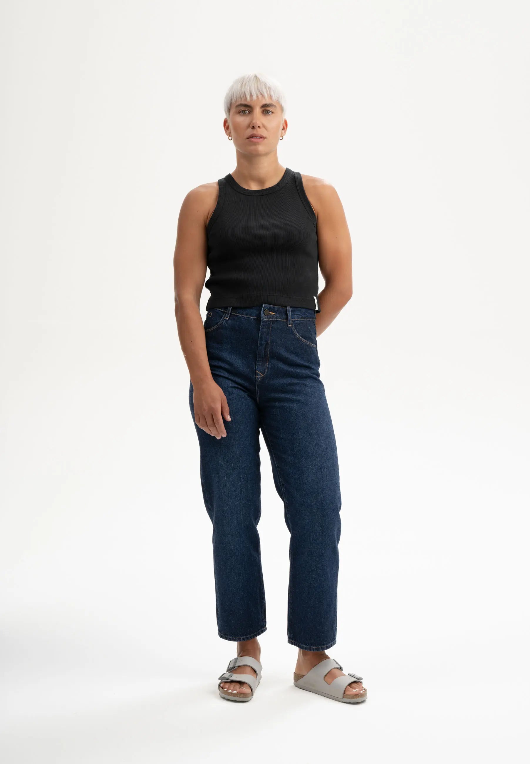 cropped ribbed tanktop prisha schwarz