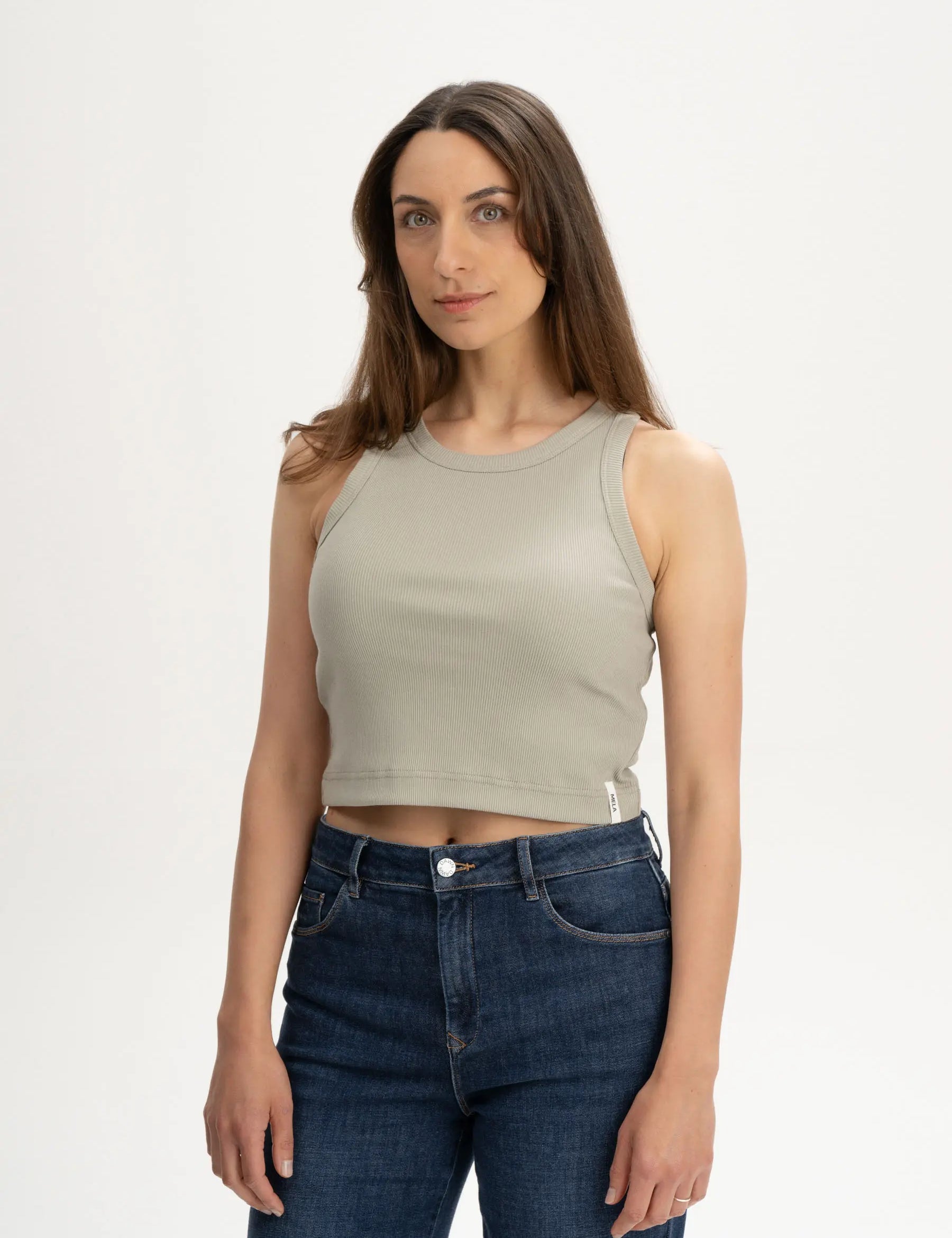 Prisha_cropped-ripped-top_dusty-green_01.webp