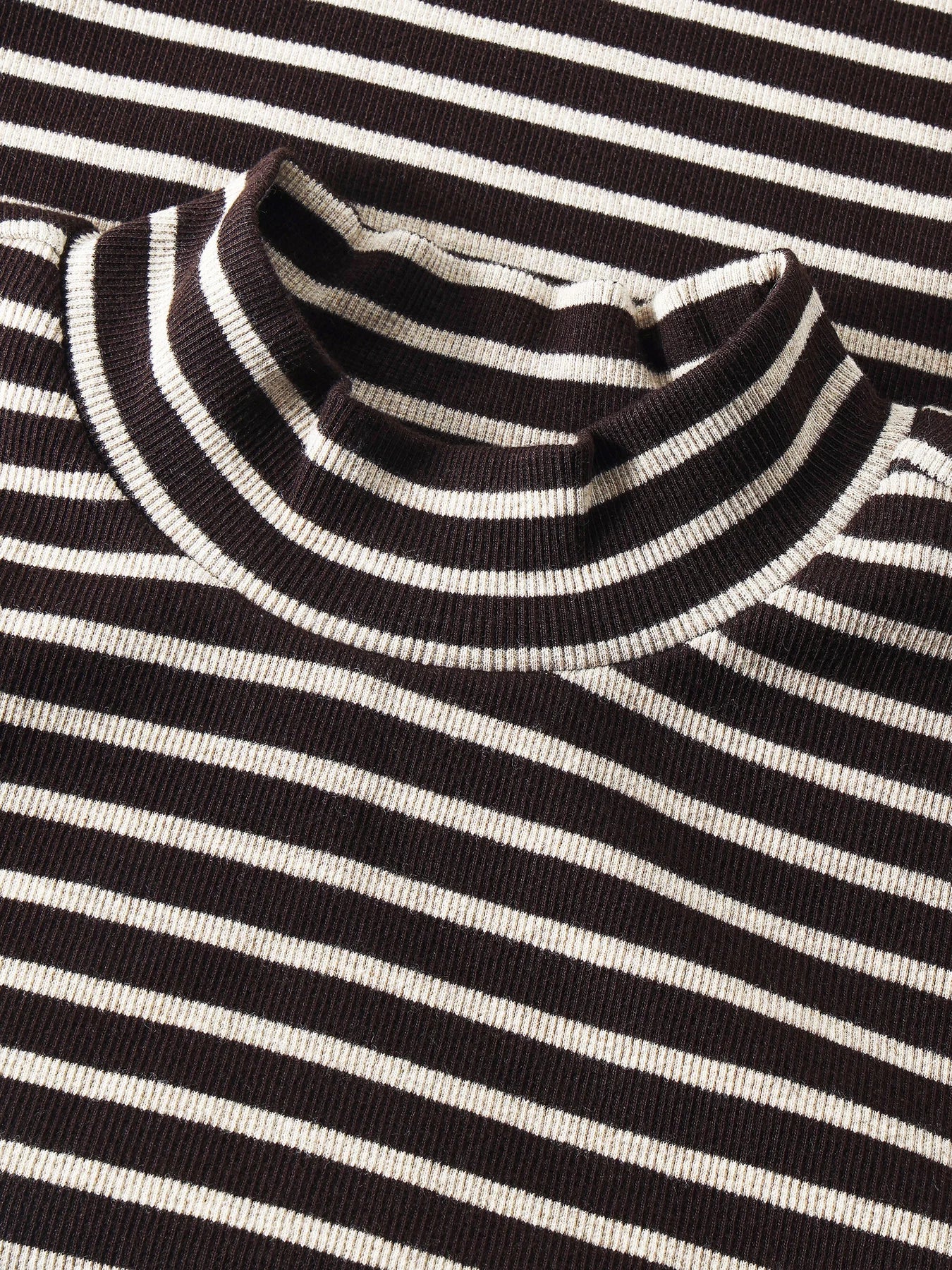 rib mock neck stripe-brown