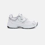 sneaker rush - white & silver - apple