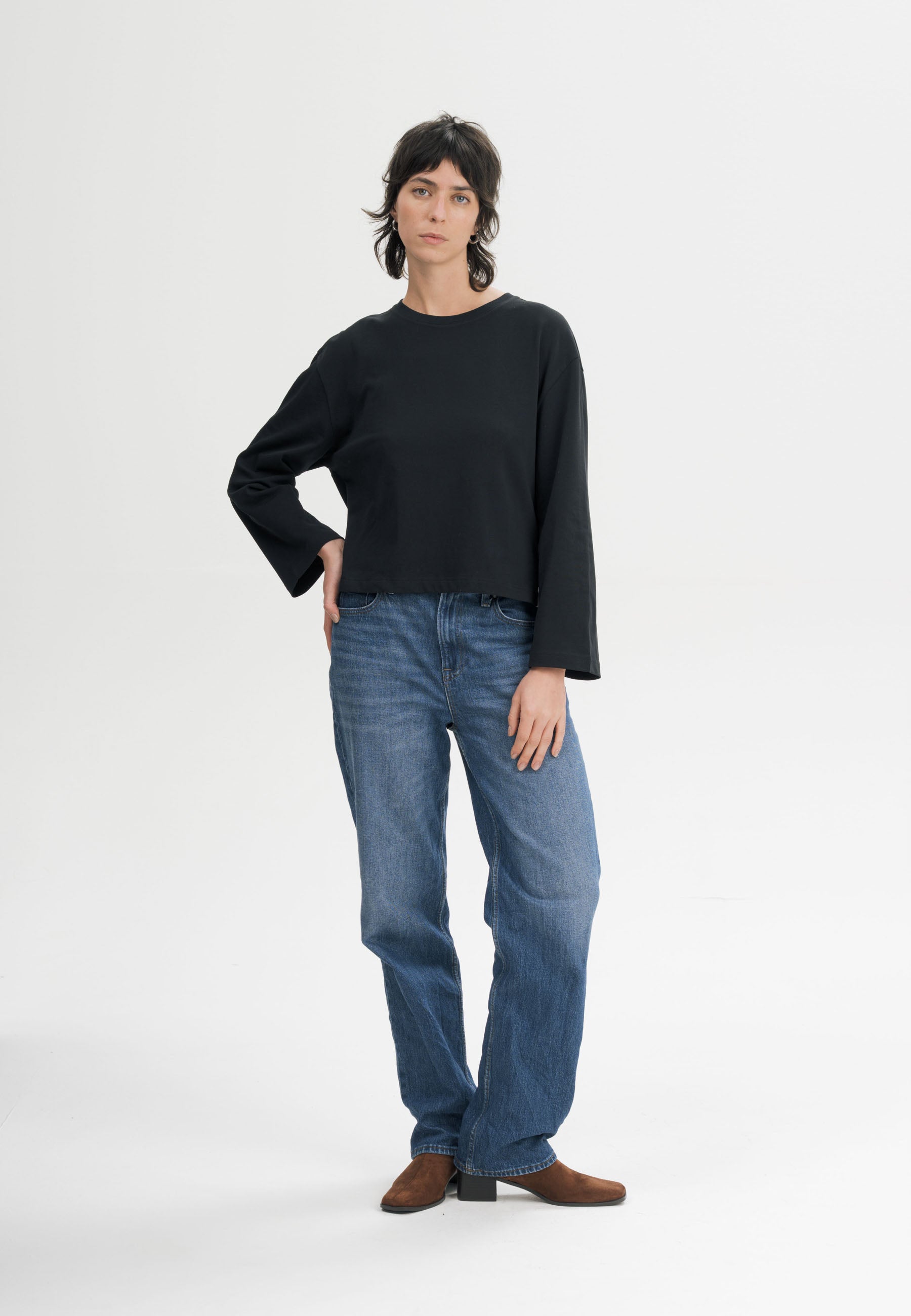 sangeetha heavy oversized longsleeeve schwarz