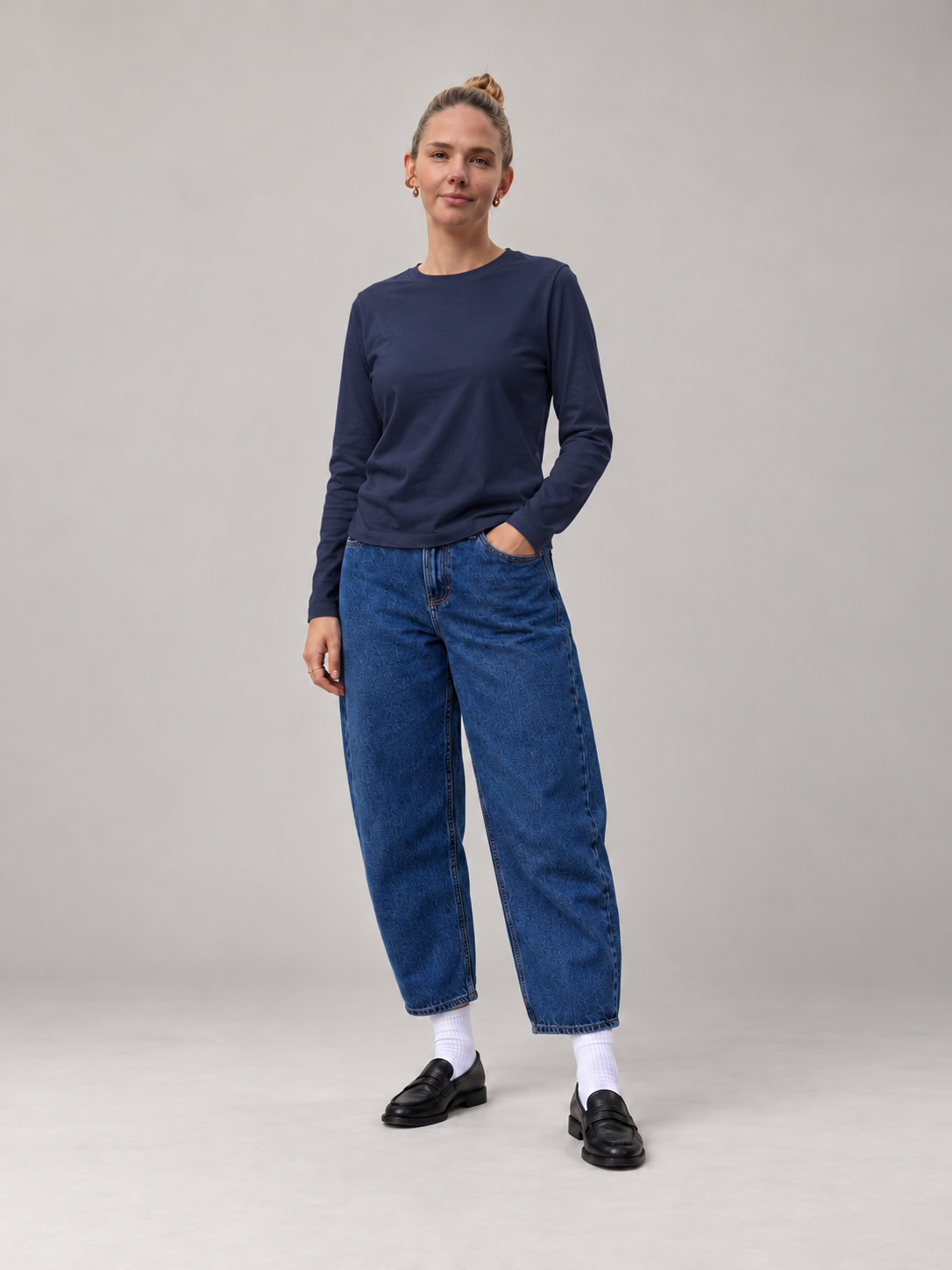 loose fit women's longsleeve patriot blue