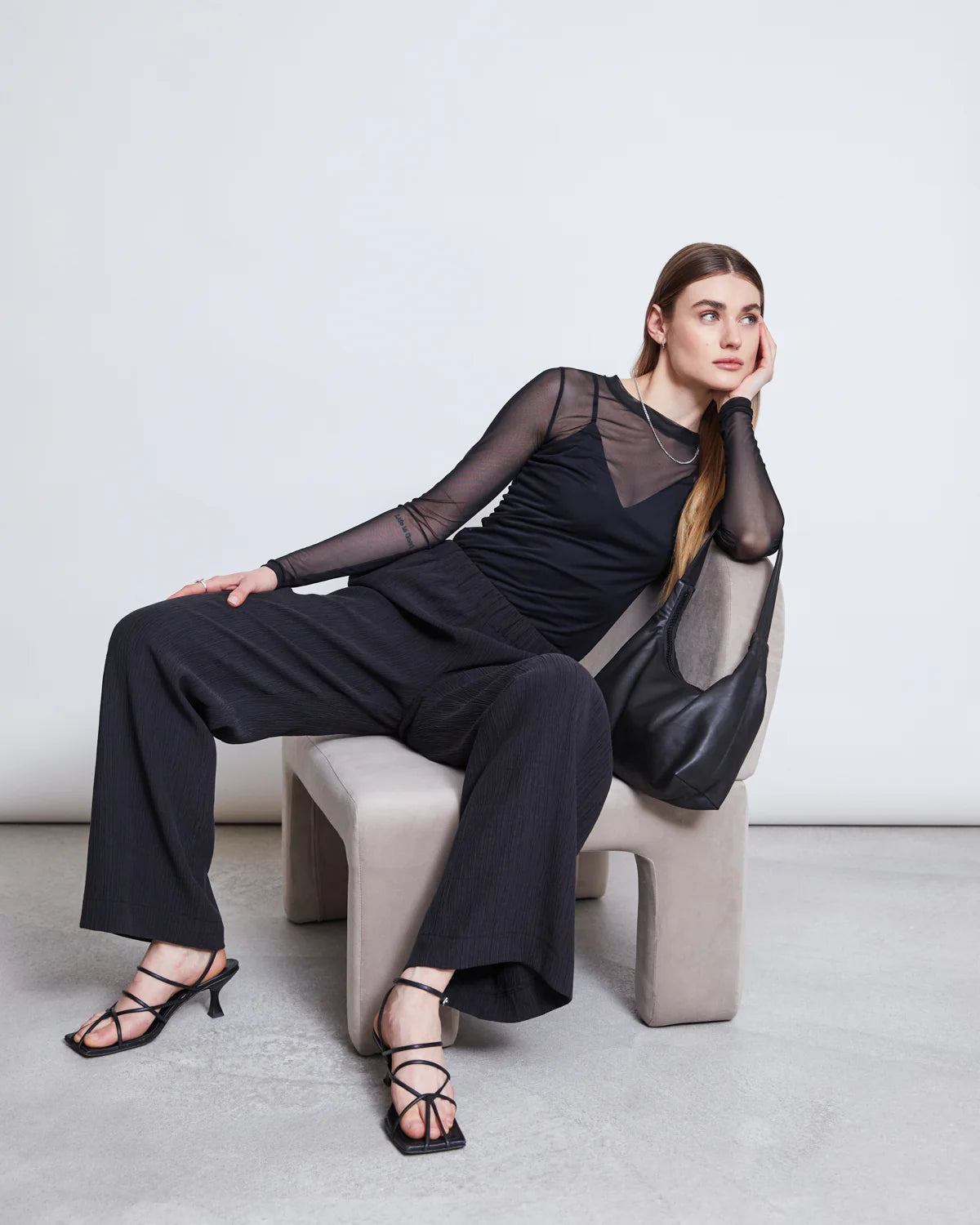 mesh longsleeve dora black