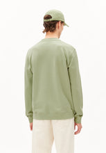 Lade das Bild in den Galerie-Viewer, pullover baaro comfort light matcha