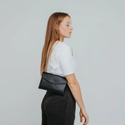 cute clutch nappa black