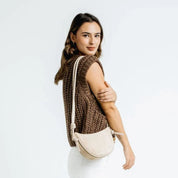 mini half moon suede caramelo