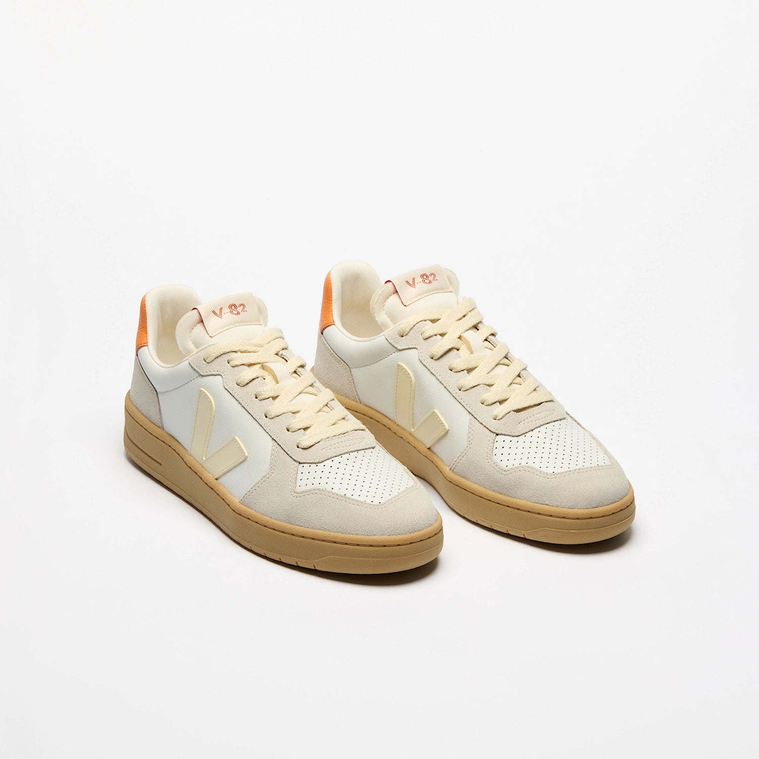 sneaker v-82 leather pure calcaire fury