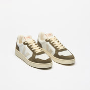 sneaker v-82 leather white natural kaki