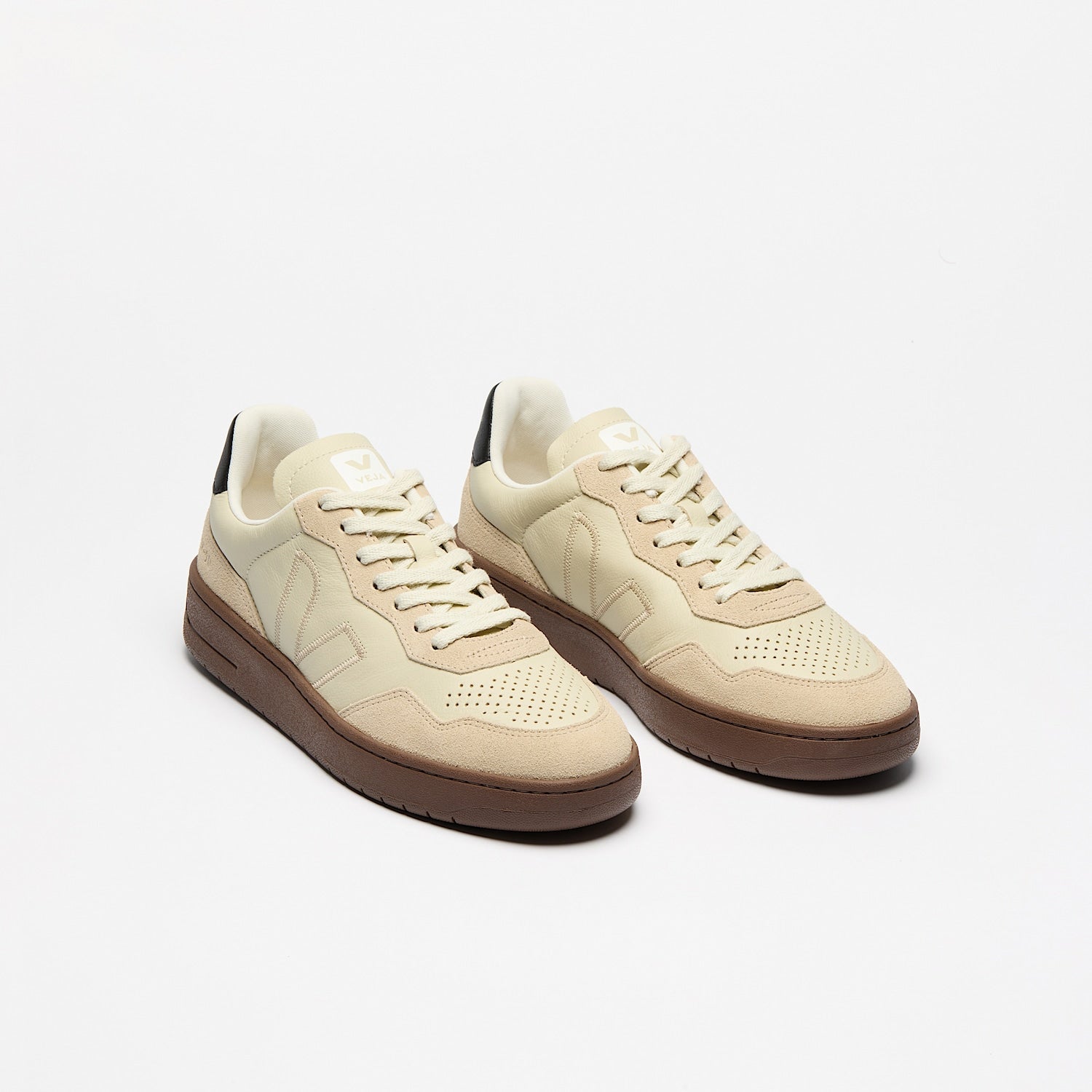 veja-sneaker-v-90-zz-bio-leder-beige-vz2020751_2.jpg