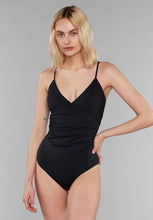 Load image into Gallery viewer, wrap swimsuit klinte black