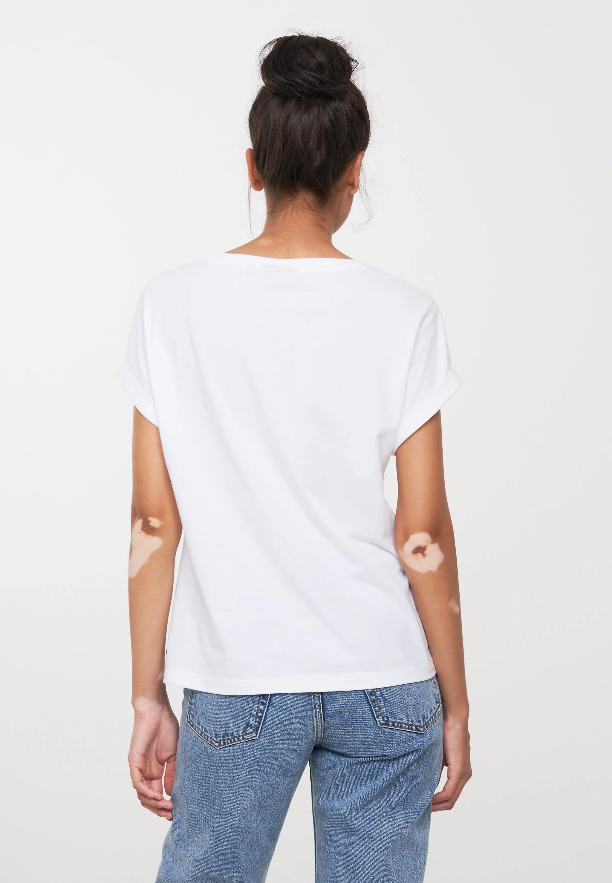 cayenne white t-shirt