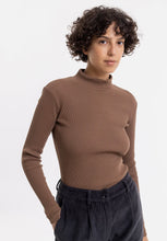 Load image into Gallery viewer, turtleneck chestnut