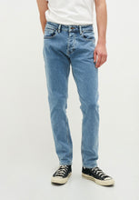 Lade das Bild in den Galerie-Viewer, jeans jamie slim perfect vintage