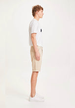 Load image into Gallery viewer, chuck regular chino shorts light feather grey