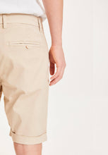Load image into Gallery viewer, chuck regular chino shorts light feather grey