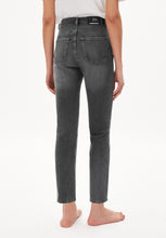 Lade das Bild in den Galerie-Viewer, jeans lejaani worn stone grey