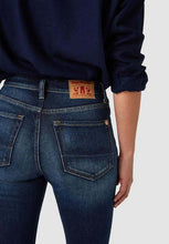 Lade das Bild in den Galerie-Viewer, jeans yama xavier dark indigo