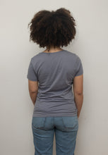 Laden Sie das Bild in den Galerie-Viewer, t-shirt expresser lava grey