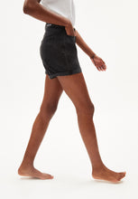 Lade das Bild in den Galerie-Viewer, shorts sviaa ebony black