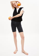 Lade das Bild in den Galerie-Viewer, shorts tajaa skinny washed down black